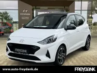 Gebraucht Hyundai i10 Prime 79 PS (58 kW) 2025 Atlas white/ phantom black Kleinwagen