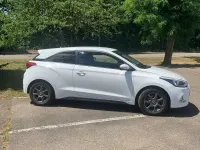 Gebraucht Hyundai i20 Trend 101 PS (74 kW) 2015 Weiß Coupé