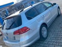 Gebraucht VW Passat 140 PS (102 kW) 2012 Grau Kombi
