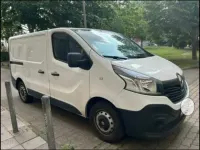 Second-hand Renault Trafic 121 CP (88 kW) 2018 Alb Monovolum