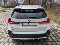 gebraucht BMW iX1 xDrive30 M Sportpaket /Premiumpaket /AHK /Driving+