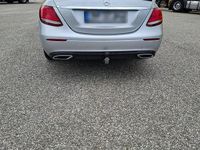 Gebraucht Mercedes E220 Avantgarde 194 PS (142 kW) 2017 Silber Limousine
