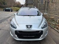 Gebraucht Peugeot 308 111 PS (81 kW) 2012 Silber Kombi