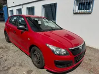 Gebraucht Hyundai i30 109 PS (80 kW) 2009 Rot Kleinwagen