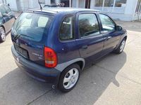 Gebraucht Opel Corsa Edition 65 PS (47 kW) 2000 Oceanblau Limousine