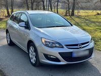 Gebraucht Opel Astra 110 PS (80 kW) 2014 Silber Kombi