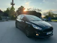 Używany Ford S-MAX S 151 KM (111 kW) 2016 Czarny Minivan