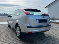 Gebraucht Ford Focus 115 PS (84 kW) 2007 Silber Coupé