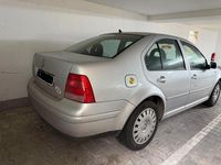 Gebraucht VW Bora 116 PS (85 kW) 2000 Silber Limousine