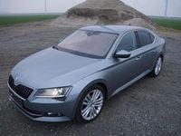 Gebraucht Skoda Superb Style 150 PS (110 kW) 2015 Grau Limousine