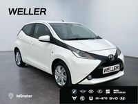 Gebraucht Toyota Aygo Edition-S 69 PS (50 kW) 2017 Weiss Kleinwagen