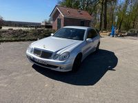 Gebraucht Mercedes E320 224 PS (164 kW) 2006 Silber Limousine