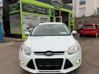 Używany Ford Focus 105 KM (77 kW) 2012 Biały Hatchback