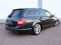 Gebraucht Mercedes C220 170 PS (125 kW) 2012 Magnetitschwarzperleffektmet Kombi