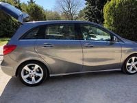 Gebraucht Mercedes B180 122 PS (89 kW) 2012 Grau Van / Kleinbus