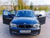 Gebraucht BMW 118 143 PS (105 kW) 2010 Schwarz Kleinwagen