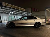Gebraucht BMW 530 M Sport 193 PS (141 kW) 2003 Silber Limousine