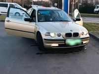 Gebraucht BMW 318 143 PS (105 kW) 2002 Gold Coupé