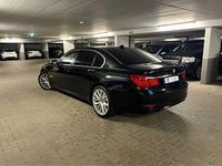 Gebraucht BMW 750L 409 PS (300 kW) 2009 Schwarz Limousine
