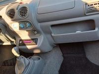 Gebraucht Renault Twingo 58 PS (42 kW) 2005 Silber Kleinwagen