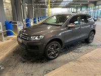 Gebraucht VW Touareg 244 PS (179 kW) 2011 Grau SUV