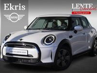 Gebraucht Mini Cooper Classic 136 PS (100 kW) 2024 Weiß Kleinwagen