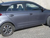 Gebraucht Hyundai i20 Active 101 PS (74 kW) 2019 Grau Kleinwagen