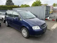 Usata VW Touran Trendline 116 CV (85 kW) 2005 Blu Monovolume