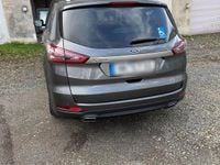 Gebraucht Ford S-MAX Titanium 190 PS (139 kW) 2019 Grau Van / Kleinbus