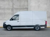 Gebraucht VW Crafter 140 PS (102 kW) 2025 Candyweiß Van