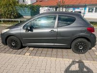 Gebraucht Peugeot 207 72 PS (52 kW) 2010 Grau Kleinwagen