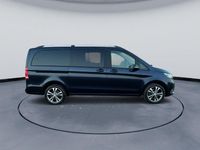 Gebraucht Mercedes V220 163 PS (119 kW) 2017 Blau Van / Kleinbus
