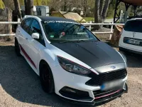 Gebraucht Ford Focus ST 250 PS (183 kW) 2015 Weiß Limousine