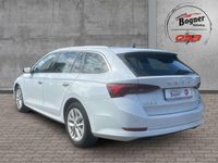 Gebraucht Skoda Octavia 150 PS (110 kW) 2022 Moon weiss perleffekt Kombi