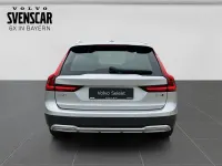 Gebraucht Volvo V90 CC Pro 197 PS (144 kW) 2021 Bright silver Kombi