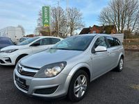 Gebraucht Opel Astra Edition 116 PS (85 kW) 2011 Grau Kombi