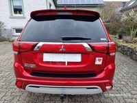 Gebraucht Mitsubishi Outlander P-HEV Basis 135 PS (99 kW) 2020 Rot SUV