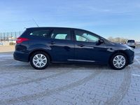 Gebraucht Ford Focus Trend 101 PS (74 kW) 2014 Blau Limousine