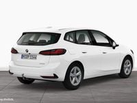 Gebraucht BMW 220 Active Tourer Luxury Line 156 PS (114 kW) 2024 Weiß Van / Kleinbus