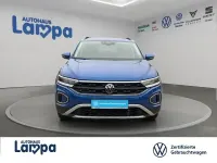 Gebraucht VW T-Roc Life 150 PS (110 kW) 2023 Blau SUV