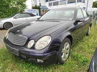 Gebraucht Mercedes E240 177 PS (130 kW) 2004 Tansanitblau  metalliclack Limousine