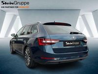 Gebraucht Skoda Superb LAURIN & KLEMENT 180 PS (132 kW) 2017 Blau Kombi