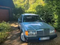 Gebraucht Mercedes 230 132 PS (97 kW) 1988 Silber Limousine