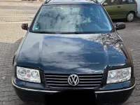 Second-hand VW Bora 115 CP (84 kW) 2002 Negru Break