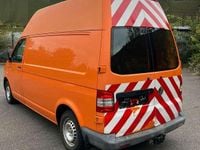 Gebraucht VW Transporter 140 PS (102 kW) 2010 Leuchtorange Van