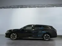 Używany VW Passat R-line 193 KM (141 kW) 2025 Czarny Kombi