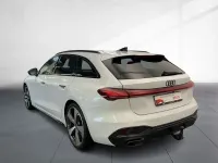 Gebraucht Audi A5 Sport 150 PS (110 kW) 2024 Gletscherweiß metallic Kombi