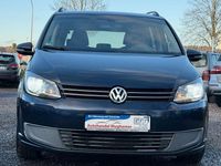 Gebraucht VW Touran Trendline 105 PS (77 kW) 2011 Blau Van / Kleinbus