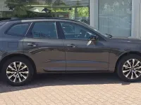 Gebraucht Volvo XC60 Plus 197 PS (144 kW) 2022 Grau SUV