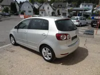 Gebraucht VW Golf VII Life 105 PS (77 kW) 2013 Gold Limousine
